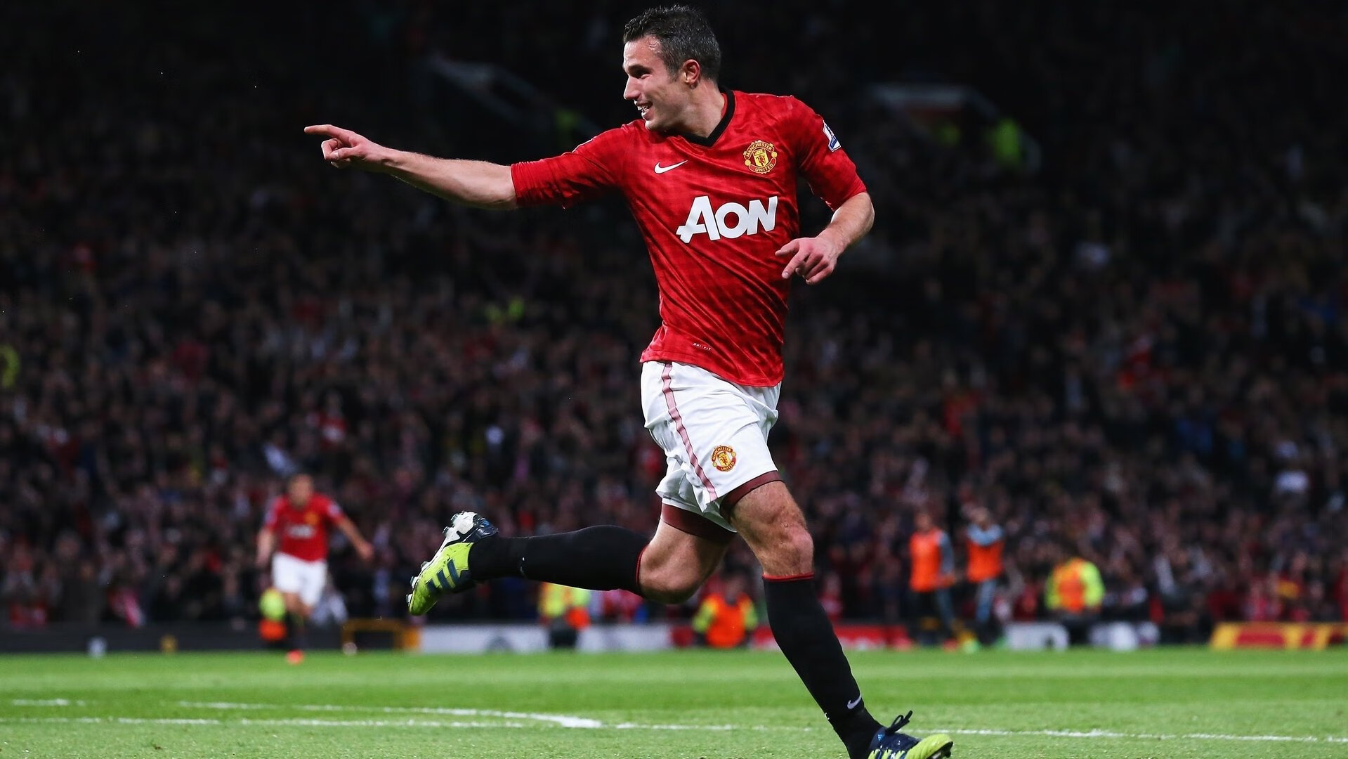 西班牙青年队在欧洲大赛中表现抢眼，潜力无限